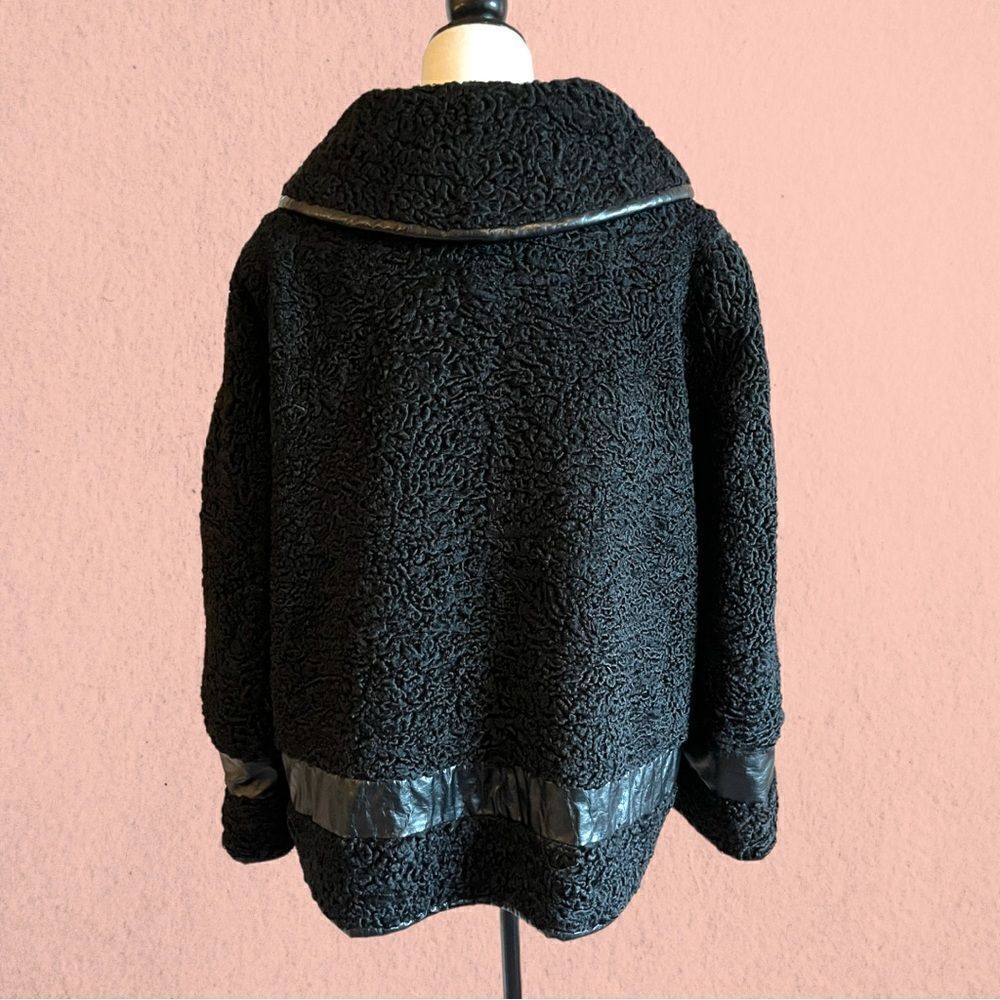 Vintage 1960s Hudson Bay black Persian lamb wool coat leather accents - Picture 4 of 16